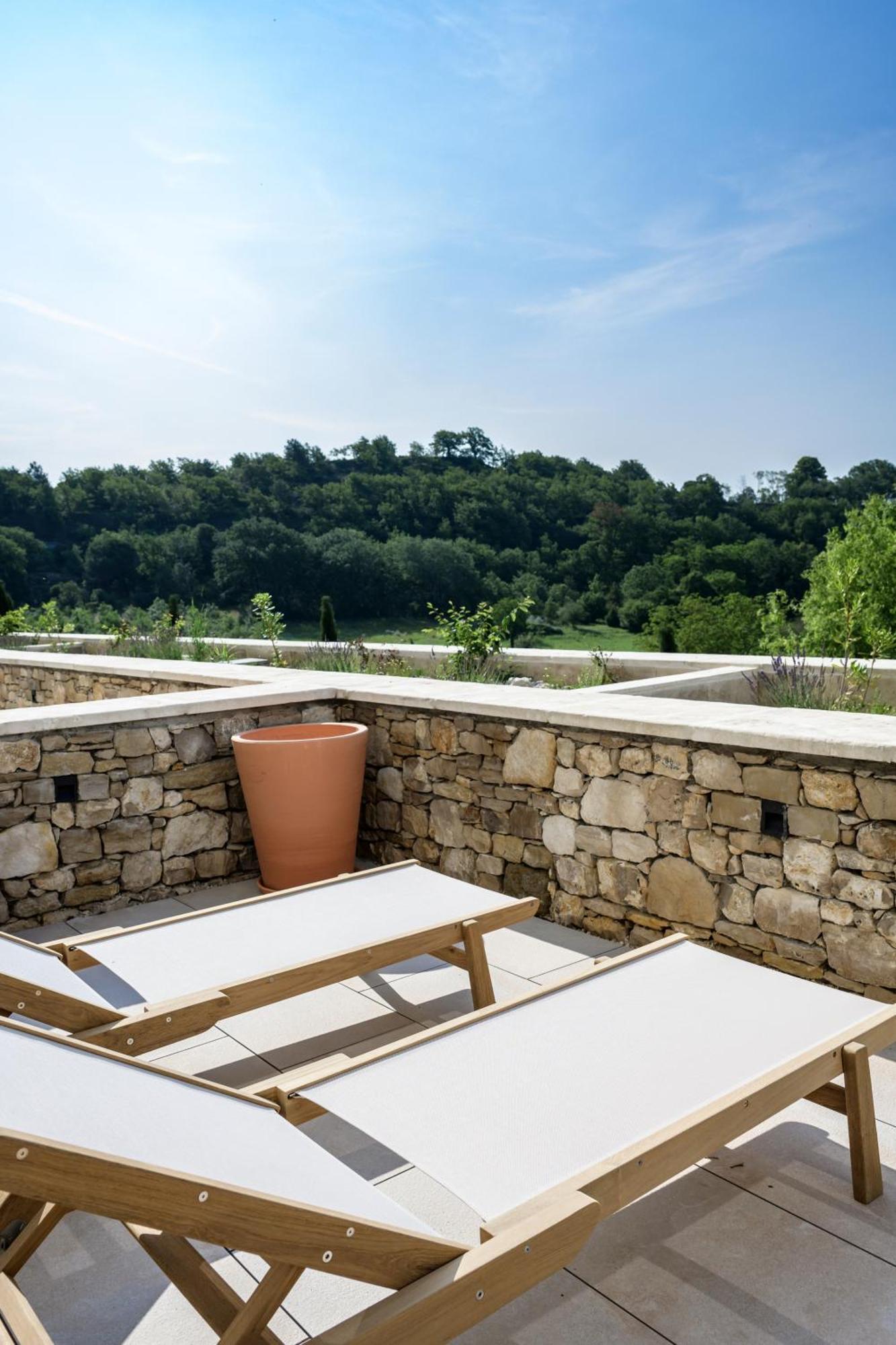 Suite Terrace Meinado